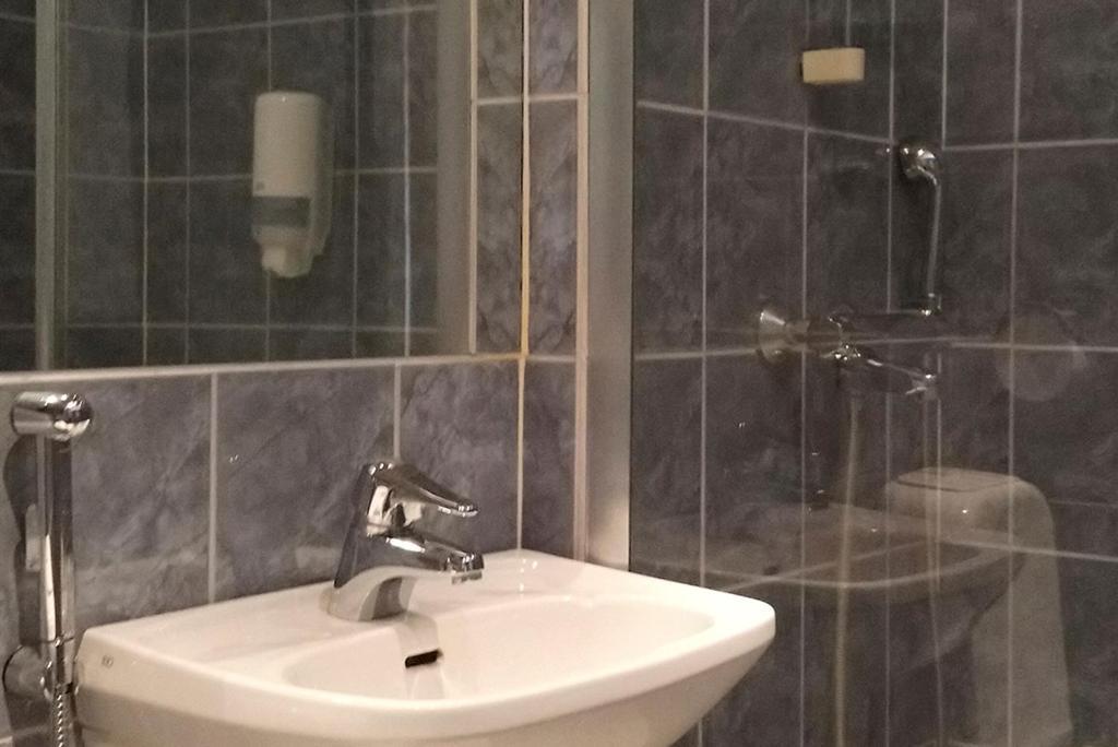 Finlandia Hotel Isovalkeinen Kuopio Quarto foto